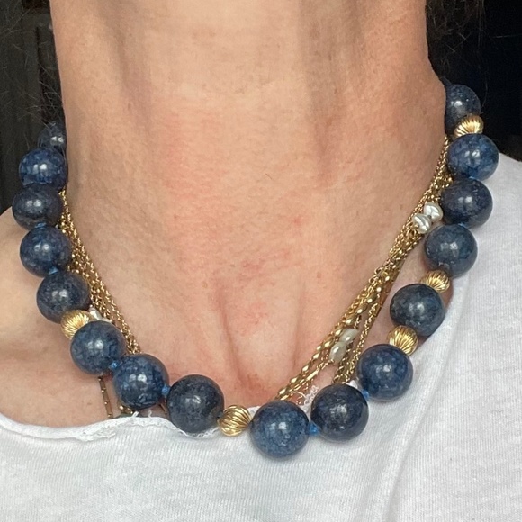 14k Fluted Yellow Gold & Large (15mm) Blue Lapis Bead Vintage Estate Necklace - Picture 3 of 13